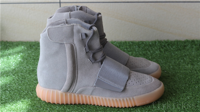 Adidas yeezy boost 750 grey gum glow in the dark